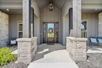 133 Helton Drive, Granbury, TX 76049 - Photo 2