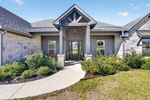 133 Helton Dr, Granbury, TX 76049 - Photo 1