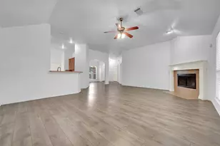 2309 Trickling Creek Dr, Garland, TX 75041 - Photo 6
