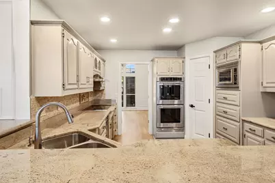 2912 Bluffview Drive, Garland, TX 75043 - Photo 6