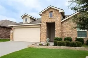 3204 Quiet Valley Rd, Fort Worth, TX 76123 - Photo 2