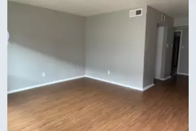 2200 W Lowden Street #22, Fort Worth, TX 76110 - Photo 6