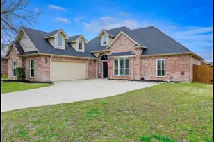 205 Wayne Dr, Aledo, TX 76008 - Photo 1