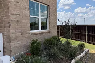 5677 Ladytown Ln, Fort Worth, TX 76036 - Photo 6