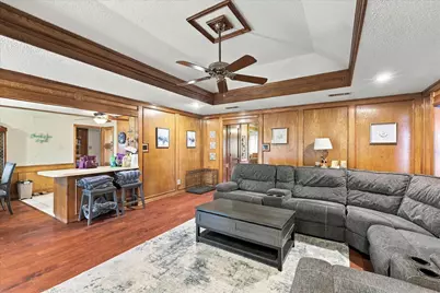 932 Clear View, Bedford, TX 76021 - Photo 6