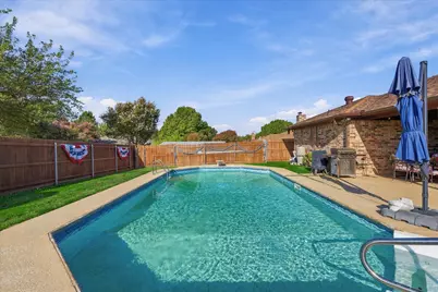 932 Clear View, Bedford, TX 76021 - Photo 34
