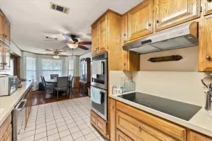 932 Clear View, Bedford, TX 76021 - Photo 10
