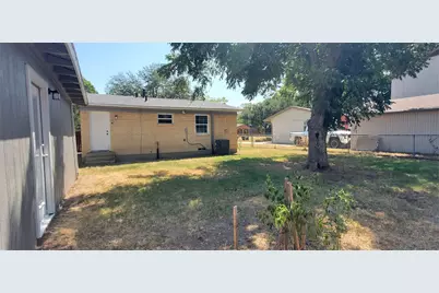935 Powell Road, Mesquite, TX 75149 - Photo 14