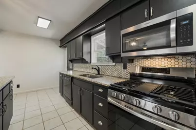5533 Burton Avenue, Fort Worth, TX 76119 - Photo 16