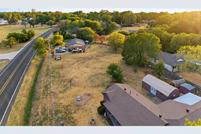 309 W Sherman Drive, Aubrey, TX 76227 - Photo 6
