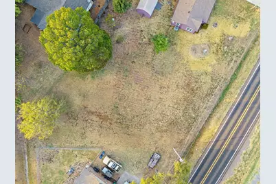 309 W Sherman Drive, Aubrey, TX 76227 - Photo 2
