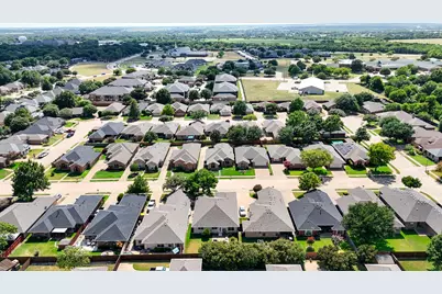 210 Bluebonnet Lane, Waxahachie, TX 75165 - Photo 34