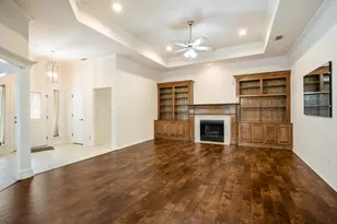 210 Bluebonnet Ln, Waxahachie, TX 75165 - Photo 10