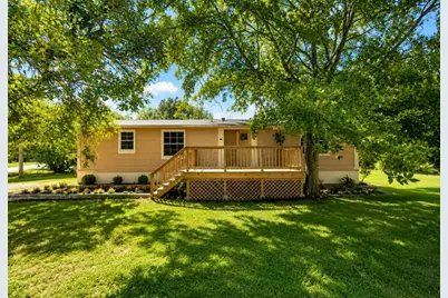 205 W Long Street, Elm Mott, TX 76640 - Photo 1