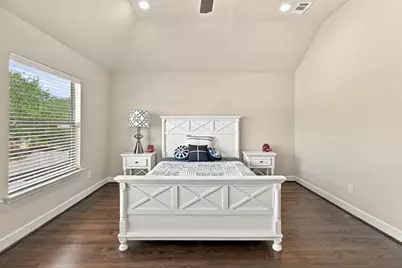 2407 Knight Street, Dallas, TX 75219 - Photo 16