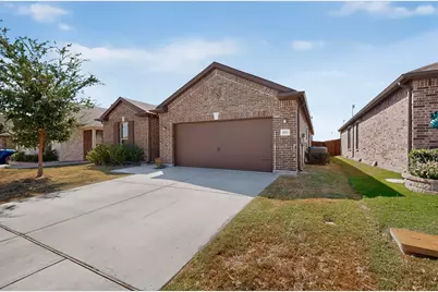 600 Bronze Forest Drive, Fort Worth, TX 76131 - Photo 2