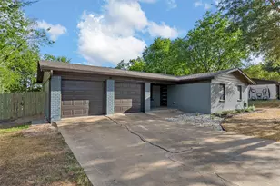 121 E Dawn Dr, Robinson, TX 76706 - Photo 4