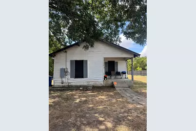 718 E Jefferson Street, Waxahachie, TX 75165 - Photo 2
