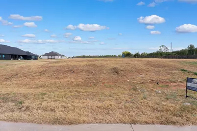 2001 Southern Rise Court, Granbury, TX 76049 - Photo 14