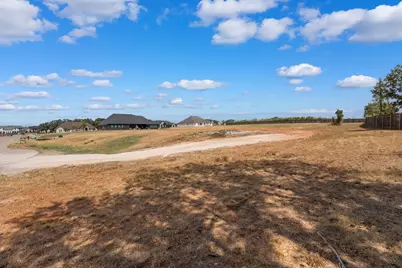 2001 Southern Rise Court, Granbury, TX 76049 - Photo 16