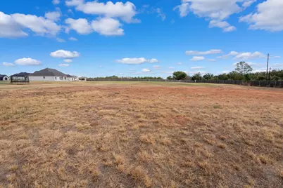 2001 Southern Rise Court, Granbury, TX 76049 - Photo 18