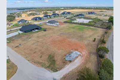 2001 Southern Rise Court, Granbury, TX 76049 - Photo 10