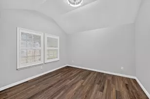 3203 Yeltes, Grand Prairie, TX 75054 - Photo 6