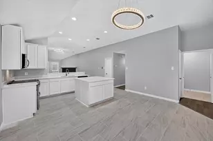 3203 Yeltes, Grand Prairie, TX 75054 - Photo 12