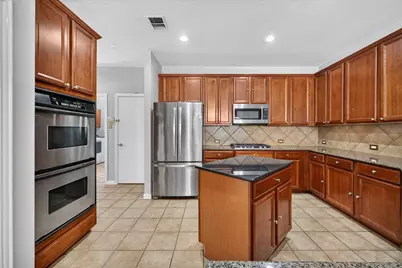 3809 Landsdowne Drive, McKinney, TX 75072 - Photo 4
