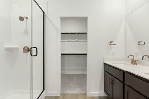 637 Tyronza Dr, Justin, TX 76247 - Photo 14