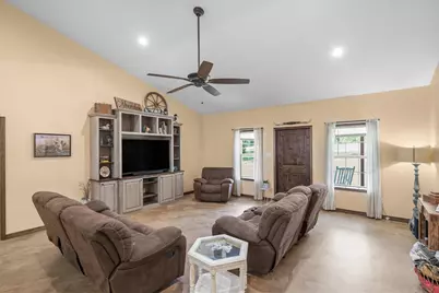 1137 Vz County Road 4602, Ben Wheeler, TX 75754 - Photo 6
