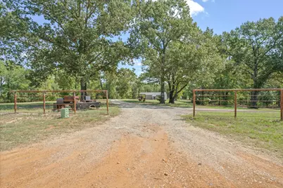 1137 Vz County Road 4602, Ben Wheeler, TX 75754 - Photo 36
