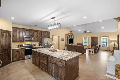 1137 Vz County Road 4602, Ben Wheeler, TX 75754 - Photo 10