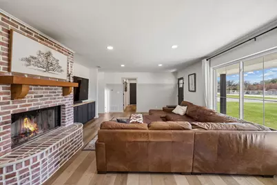 9400 Dickson Road, Fort Worth, TX 76179 - Photo 8
