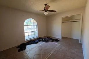 719 Ridgeway Rd, Joshua, TX 76058 - Photo 6