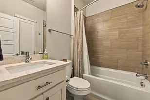 2472 Thatcher Dr, Dallas, TX 75206 - Photo 26