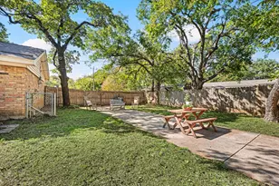 1317 Wade Dr, Bedford, TX 76022 - Photo 32