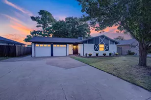 728 Douglas St, Burleson, TX 76028 - Photo 1