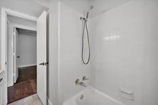 728 Douglas St, Burleson, TX 76028 - Photo 32