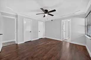728 Douglas St, Burleson, TX 76028 - Photo 14