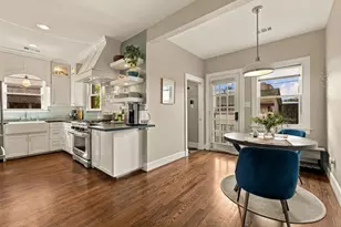 6317 Bryan Pkwy, Dallas, TX 75214 - Photo 10
