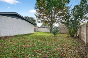 604 E Summit St, Sherman, TX 75090 - Photo 30