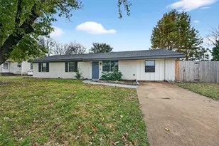 604 E Summit St, Sherman, TX 75090 - Photo 4