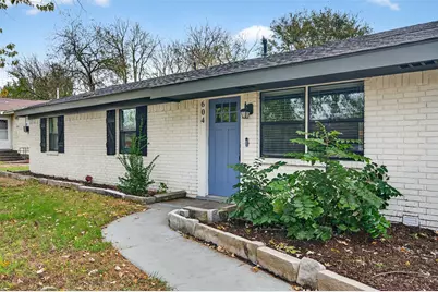 604 E Summit Street, Sherman, TX 75090 - Photo 1
