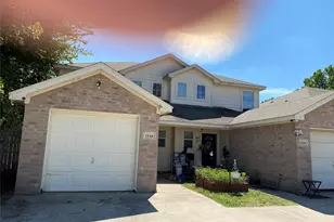 1244 Village Garden Dr, Azle, TX 76020 - Photo 2