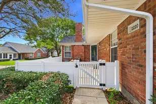 2220 Countryside Dr, Bedford, TX 76021 - Photo 2