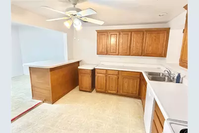 2414 Himes Street, Irving, TX 75060 - Photo 6