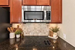726 Celebrity Ct, Midlothian, TX 76065 - Photo 8