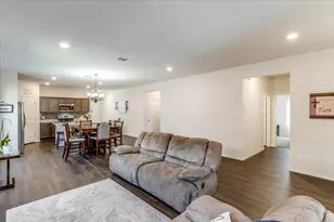 220 Evers Way, Denton, TX 76207 - Photo 4