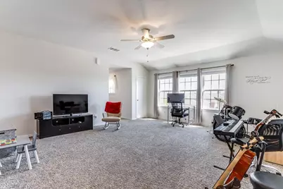 220 Evers Way, Denton, TX 76207 - Photo 16